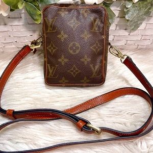 🌸Authentic Louis Vuitton Monogram Danube mini bag